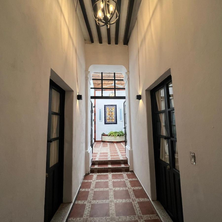 Hostal Luna 49 Queretaro Ngoại thất bức ảnh