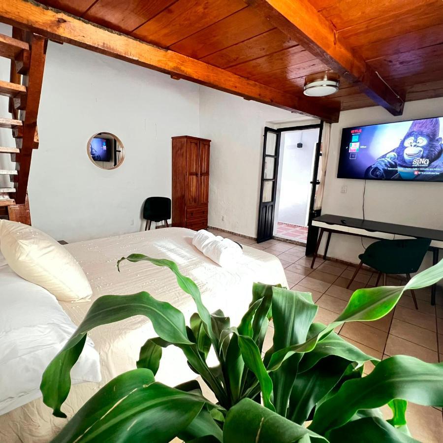 Hostal Luna 49 Queretaro Ngoại thất bức ảnh