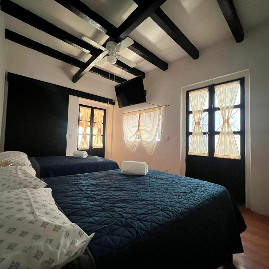 Hostal Luna 49 Queretaro Ngoại thất bức ảnh